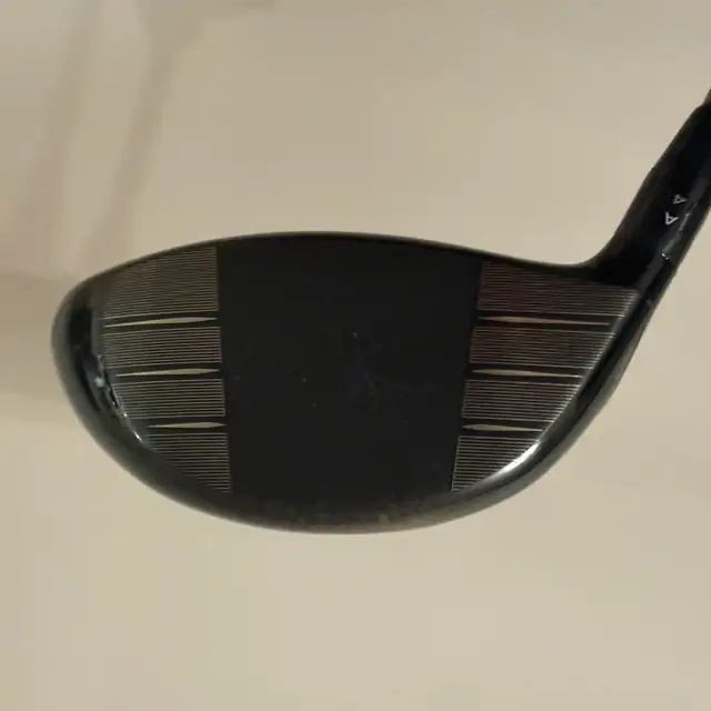Titleist TSR3 Driver Stiff RH in Golf in Guelph - Image 4