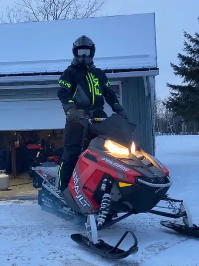 Runs amazing just don’t use enough any more. Always garage kept - starts 2-3rd pull everytime - fuel...