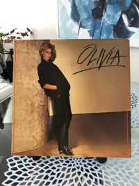 Olivia Newton-John - Totally Hot LP