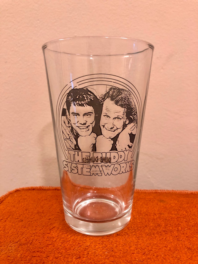 Vintage Dumb and Dumber Pint Glass-The Buddy System Works in Arts & Collectibles in City of Toronto