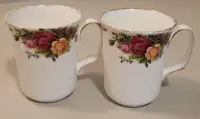Vintage 1962 Royal Albert Old Country Roses Mugs w/ Gold Trim