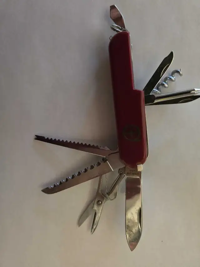 Multifunction Knife in Hand Tools in Mississauga / Peel Region - Image 5