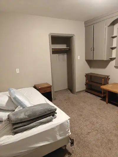 Men's shared accommodation room for rent available immediately. Just fully painted. New blinds, frid...