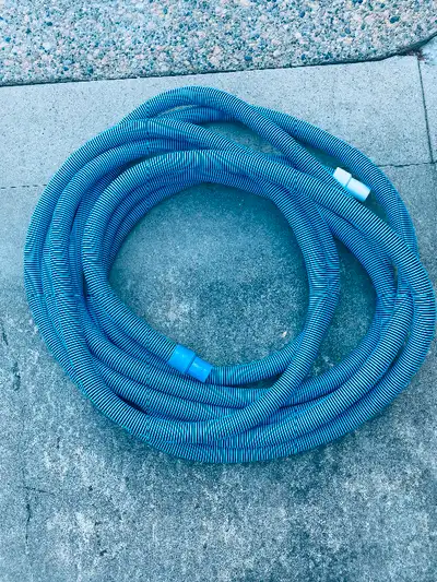 20ft Pool Vacuum Hose and Plate Attachment. Hose only used for one season.