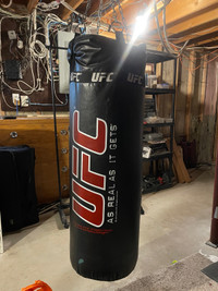 UFC MMA Training Bag, 100-lb