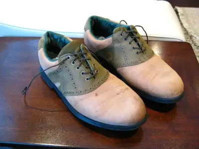 Pair of Adult Size 10 1/2 Florsheim Frogs Leather Golf Shoes, View more