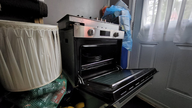 Furrion RV gas oven and cooktop, suitable for campers and boats. | RV &  Camper Parts & Accessories | St. John's | Kijiji
