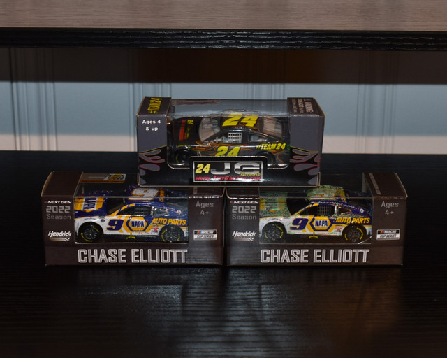 NASCAR 1/64 Scale Diecasts in Arts & Collectibles in Bedford