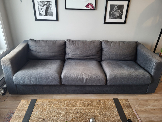 Ikea 3 seater couch - black/greyDivan sofa Ikea - noir/gris dans Sofas et futons  à Ville de Montréal