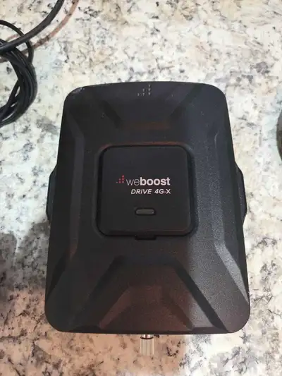 Get reliable cell signal on the road with this Weboost Drive 4G-X cellular booster! It boosts your s...