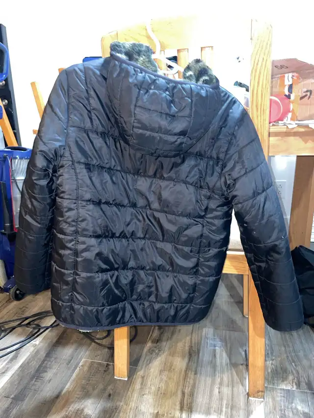 Children’s Reversible Jacket in Kids & Youth in Laval / North Shore - Image 3