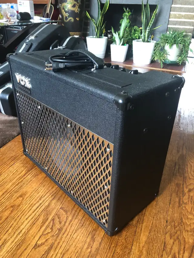 SELL/TRADE Vox AD50VT guitar amp in Amps & Pedals in City of Toronto - Image 4