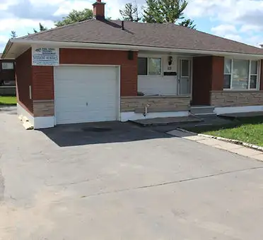 Walking distance to UW & WLU plus a short bus ride to Conestoga college Modern 4 Bedroom furnished a...