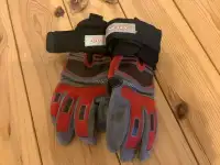 Youth medium or small adult bicycle or sport gloves $10