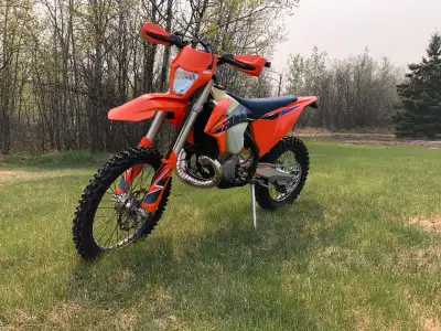 2022 KTM 300 XCW in excellent shape. Many options and additional accessories available. Original own...
