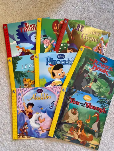 Disney classics - 8 books like new, View more