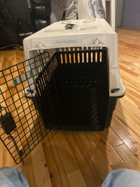 Cage de transport à petit chien 