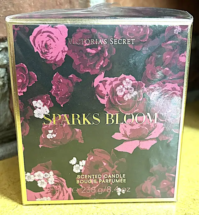 VICTORIA’S SECRET SPARKS BLOOM SCENTED CANDLE-238g -New, sealed in Home Décor & Accents in Markham / York Region - Image 2