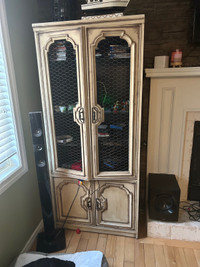 Refinished Hutch / china cabinet 