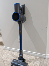 VAKYOU Cordless Vacuum Cleaner. MSRP 235