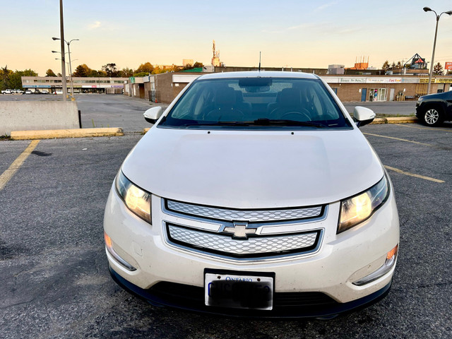2014 Chevrolet Volt  in Cars & Trucks in Oshawa / Durham Region - Image 2