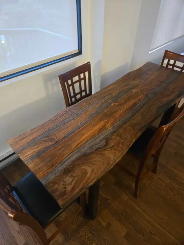 Long, wood table and chairs in Dining Tables & Sets in Laval / North Shore - Image 2