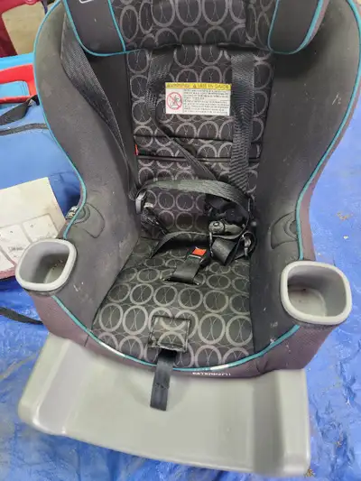 Bouncy lounge chair -$5 Bumbo chair- $15 Door frame jolly jumper with noise pad for jumping on -$25...