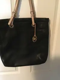 MK leather purse