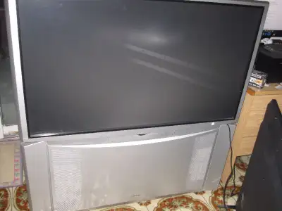 Hitache projection tv with remote works perfect, View more