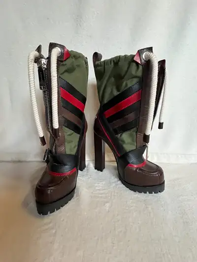 These super fun designer boots have amazing treads, insulated liners, zipper fronts, buckle details,...