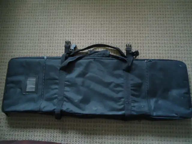 Large hunting rifle carry bag, paintball carry bag in Paintball in Winnipeg - Image 3