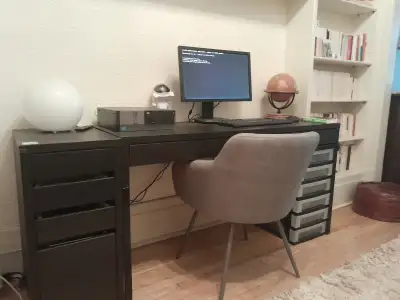 Déménagement – Bureau avec rangements, View more