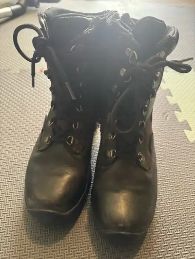 Bates waterproof boots in black. These boots feature side zippers for easy on and off. They're great...