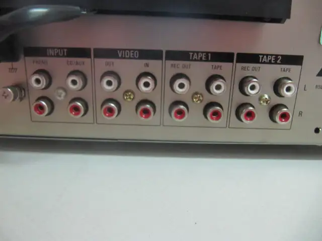 Classic Sony Model STR -AV330 AM/FM Stereo Receiver Circa 1984 in Stereo Systems & Home Theatre in Mississauga / Peel Region - Image 9