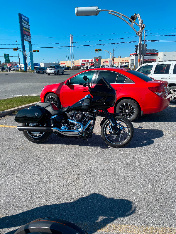Pièce pour Harley sportglide 2021 à vendre dans Pièces et accessoires pour motos  à Ville de Montréal - Image 2
