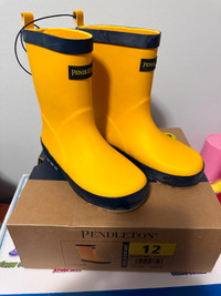 Pendleton rain boots