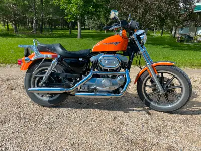 For sale is this sweet 1993 1200 Sportster. Safetied. This is a very clean and good running one owne...