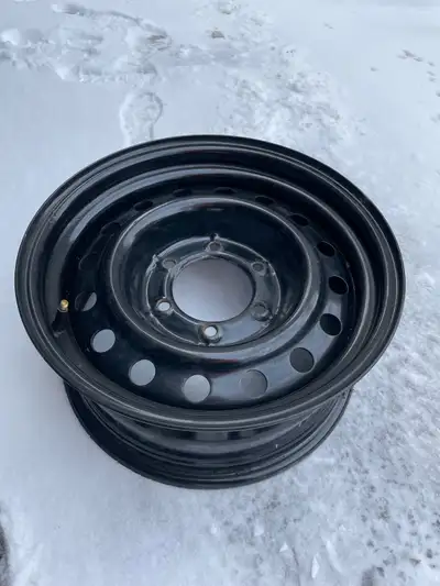 Set of 4 steel rims off a Toyota Tacoma. Bolt pattern is 6x139.7. Comes with a full set of brand new...