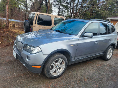 2007 bmw x3 in very good condition. 1500.00