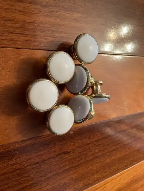 6 Various Kinds of Pulls and Knobs428820866773166083