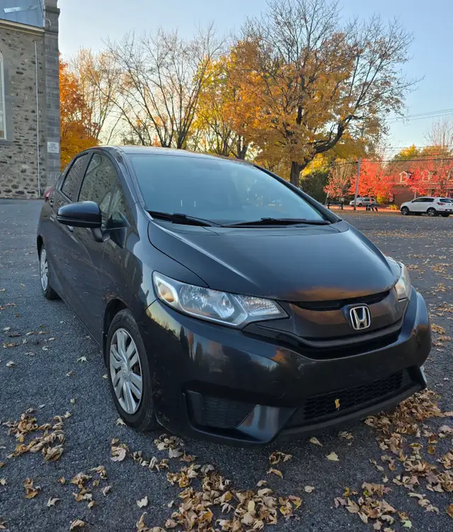 Honda Fit 2015 1.5L Fully Loaded