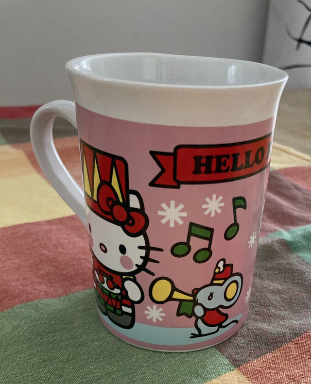 COLLECTION TASSE HELLO KITTY DE NOËL  in Arts & Collectibles in Gatineau - Image 2