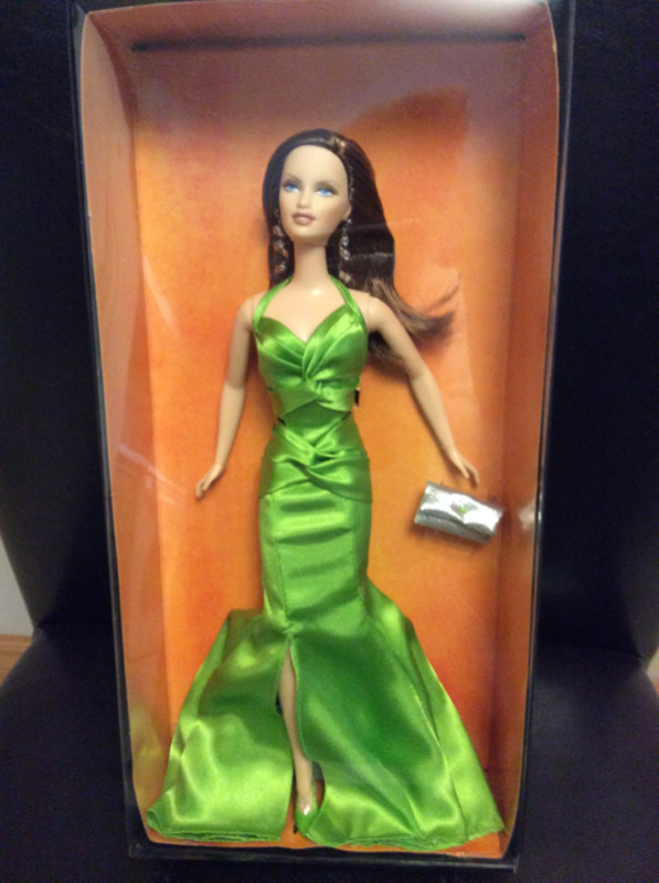 Collector Barbie in Arts & Collectibles in Woodstock - Image 2