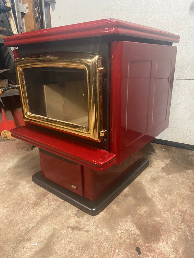 pe-spectrum-red-enamel-wood-stove-fireplace-firewood-kitchener