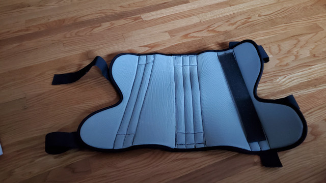 Knee brace CE brand Medium 25$ in Health & Special Needs in Calgary - Image 2