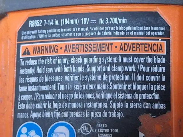 RIDGID R8652    7-1/4" 18 V SAW with BATTERY  **CHARGER SOLD** in Power Tools in Grand Bend - Image 6