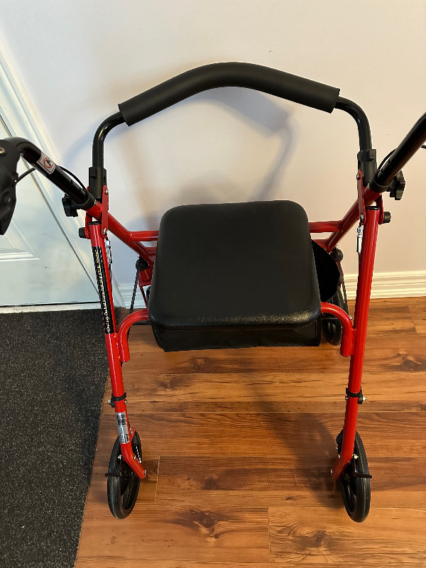 Drive Medical Four Wheel Rollator (walker) in Health & Special Needs in Muskoka - Image 4