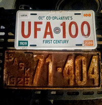 1909 UFA licence place and a 1926 Saskatchewan licence plate 