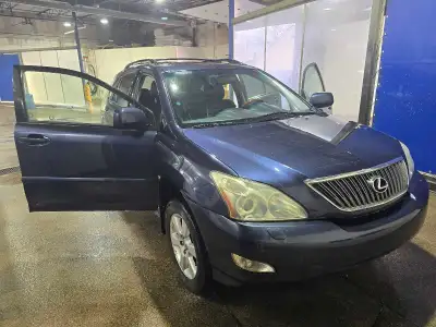 I have for sale a 2004 Lexus RX330. Made in Japan Need goon. *When you exceed 50km/hr, it makes a wo...