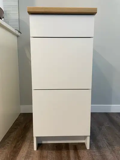 ✅Like new condition ✅38x61x91cm ✅cash only